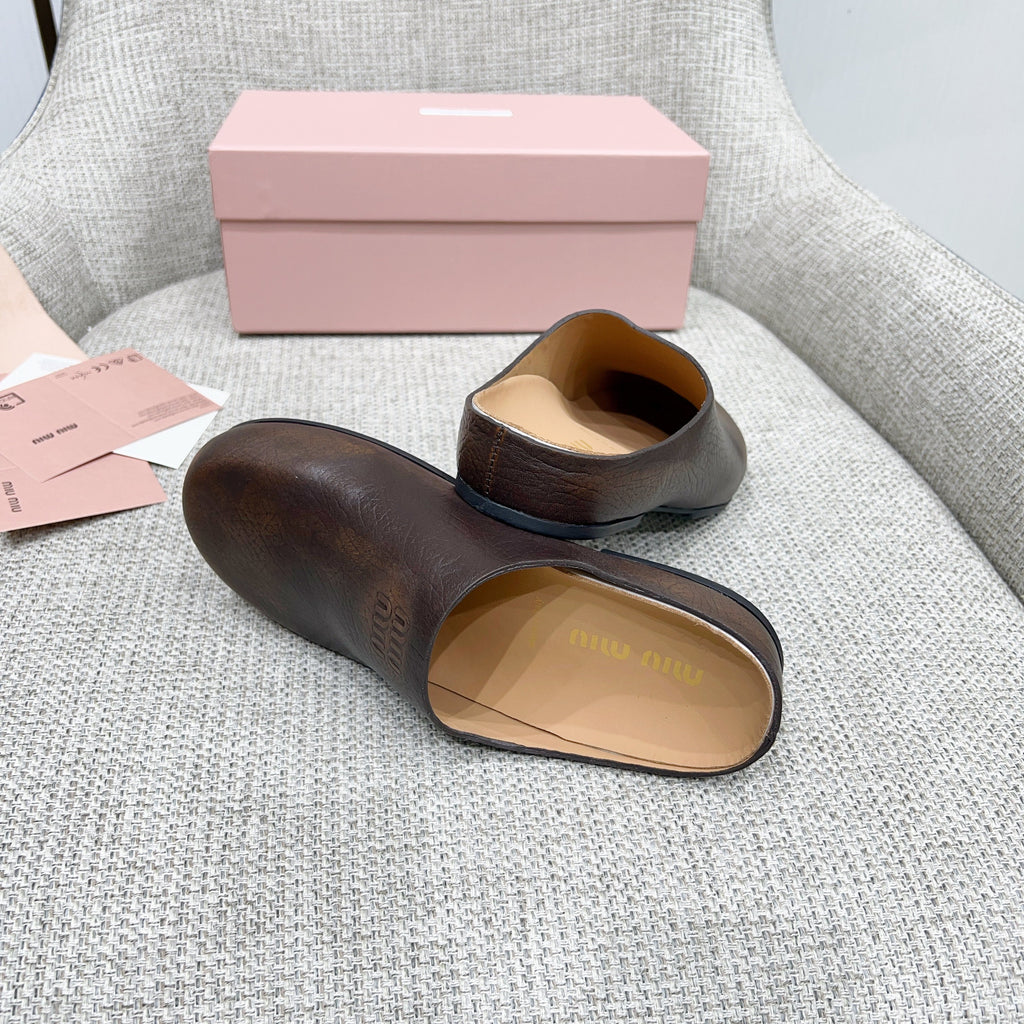 Miu 26 Mules Dark Brown in Cowhide 747402
