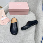 Miu 26 Mules Black in Cowhide 747403