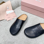 Miu 26 Mules Black in Cowhide 747403