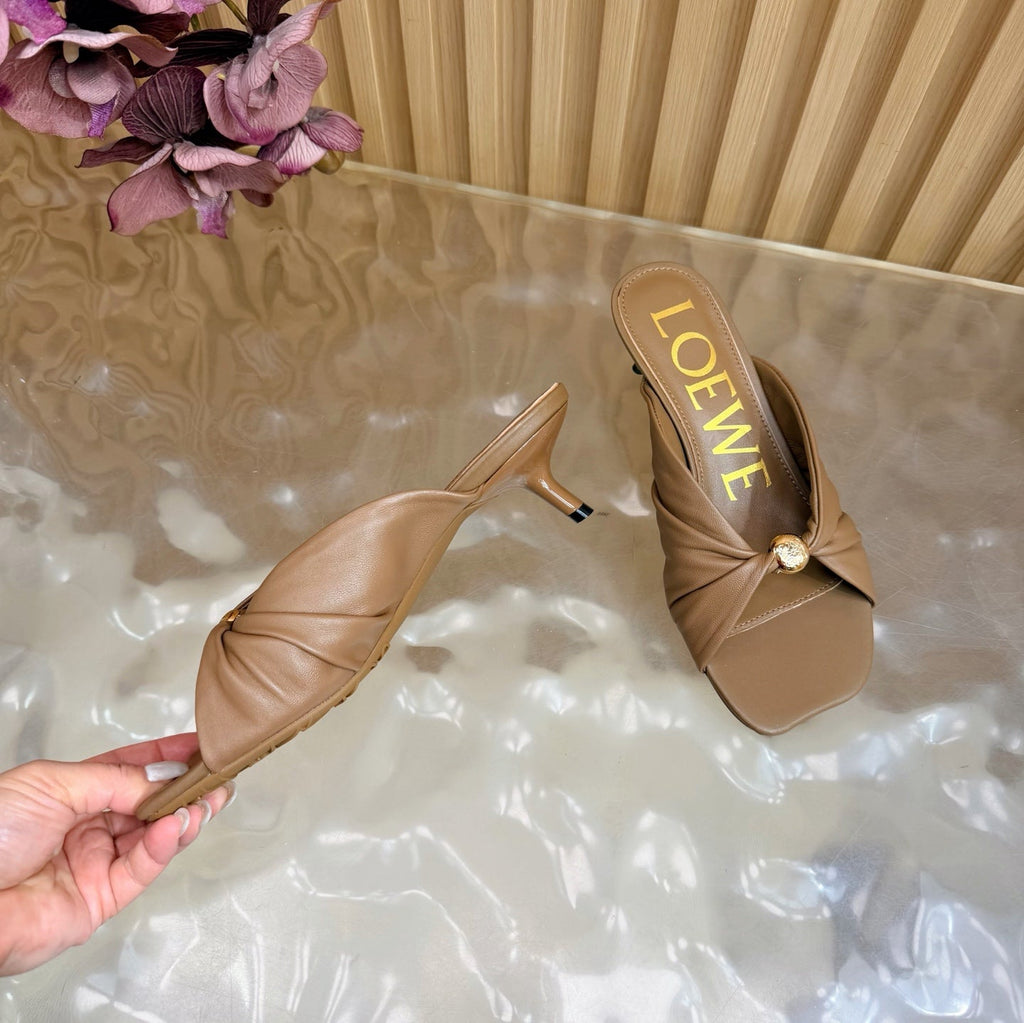 Loew Pebble Soft Sandal 55 Brown in Sheepskin 749416