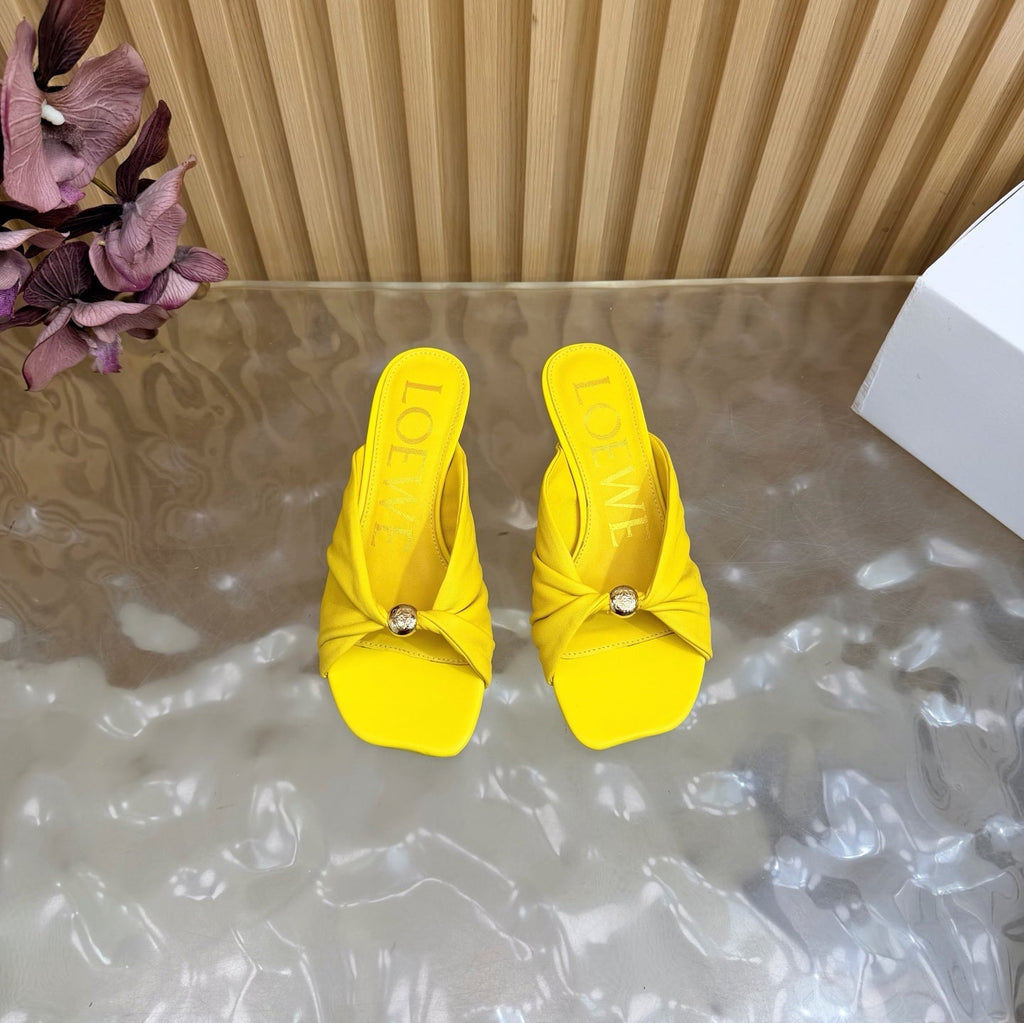 Loew Pebble Soft Sandal 55 Yellow in Sheepskin 749415