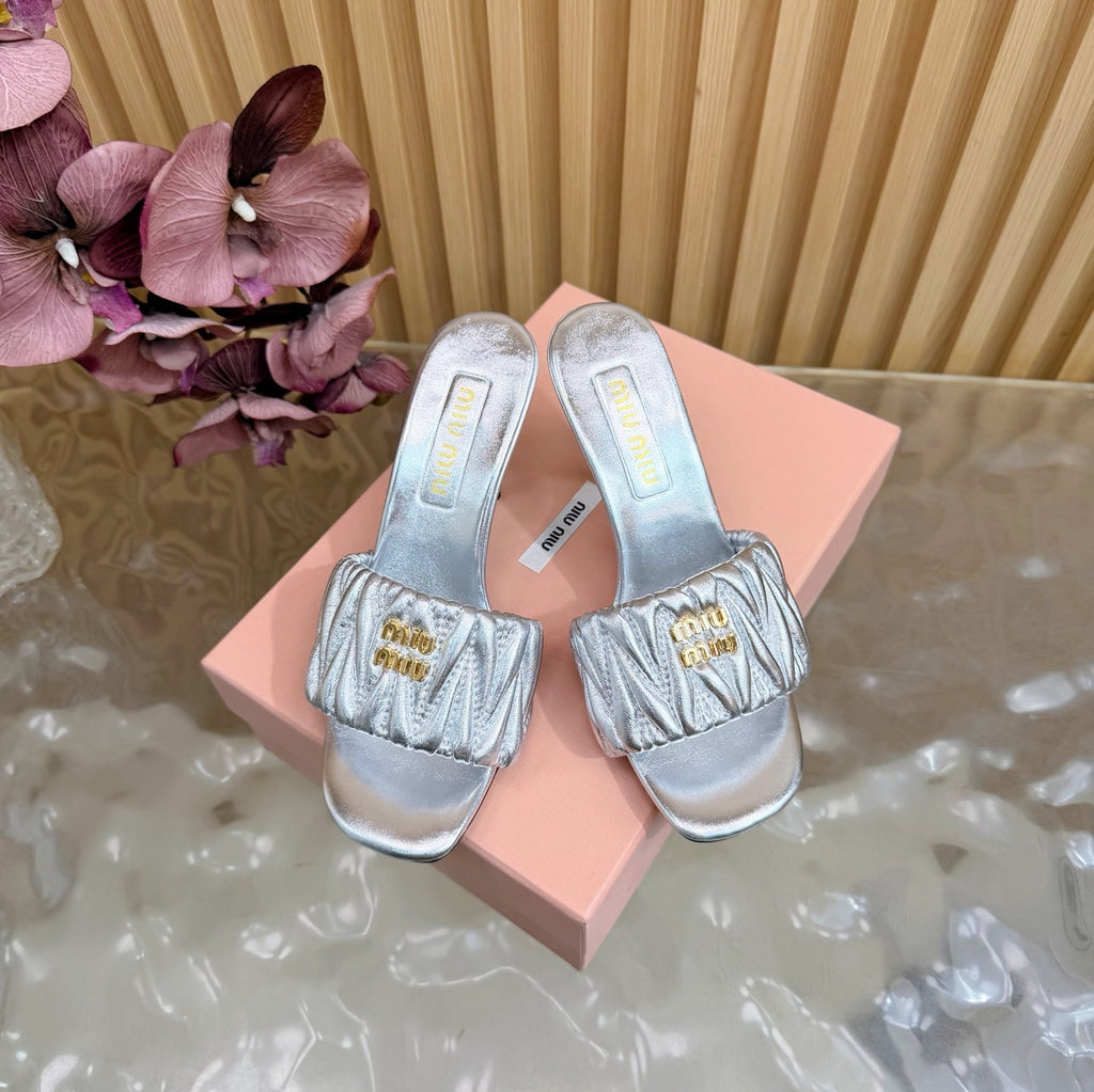 MM Pointed-Toe High Heels 85 Silver in Sheepskin 749057