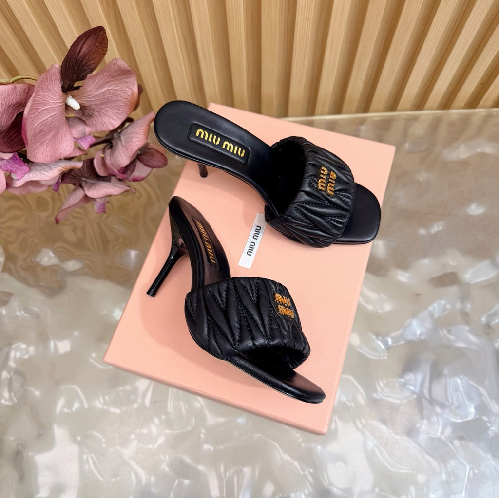 MM Pointed-Toe High Heels 85 Black in Sheepskin 749061