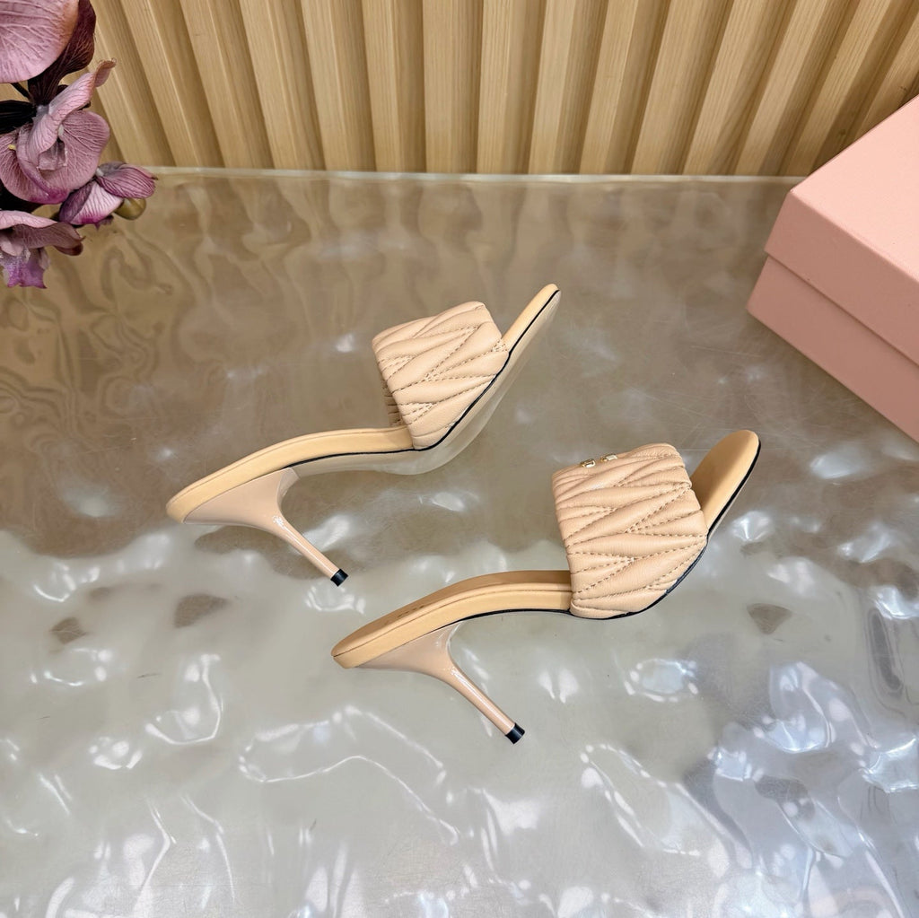 MM Pointed-Toe High Heels 85 Beige in Sheepskin 749060