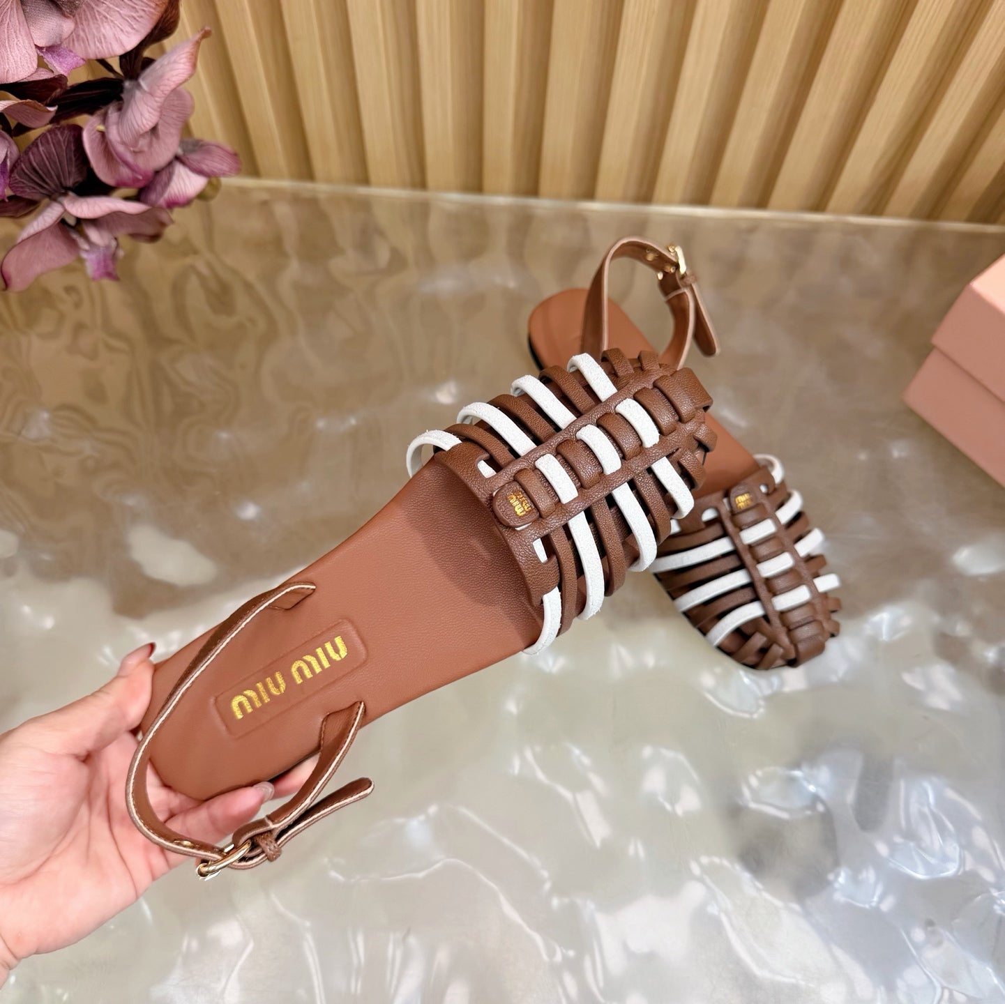 Miu Fisherman Sandal Brown White in Cowhide 749064