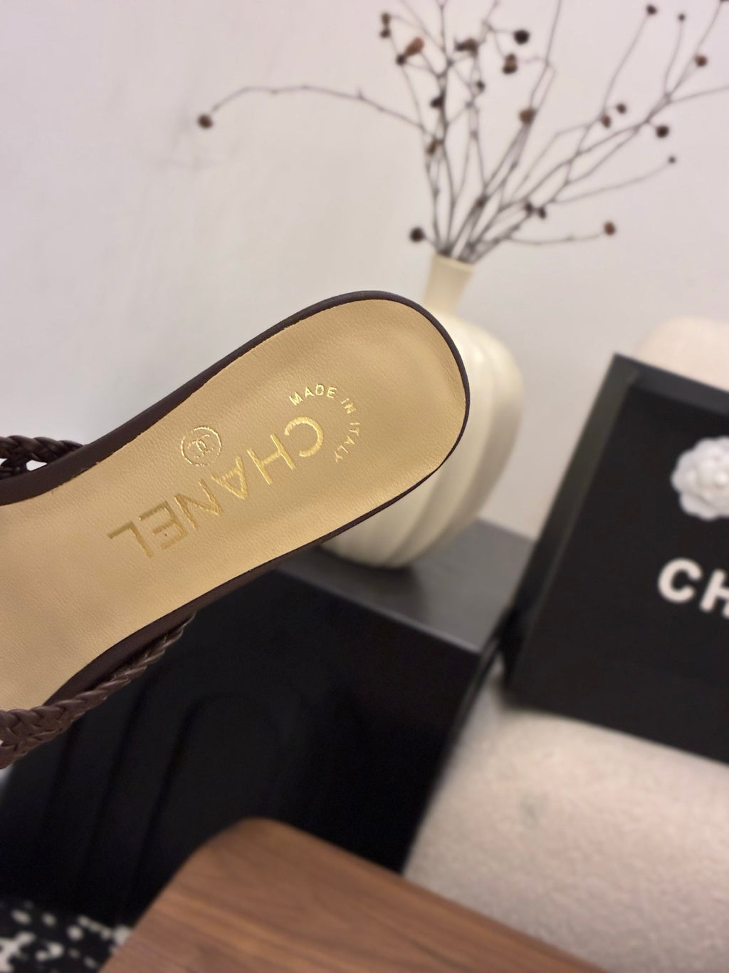 CC Sandal 60 Dark Brown in Woven 747972