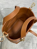 CD Toujours Vertical 18cm Brown in Cowhide 286402