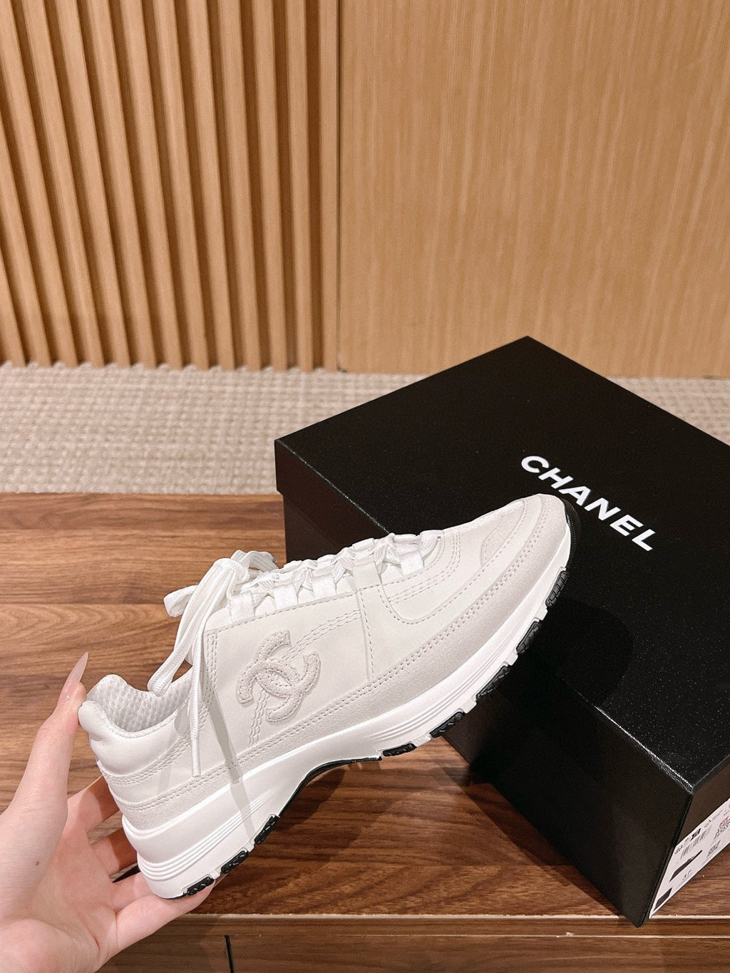 CC Sneaker White in Leather 753931