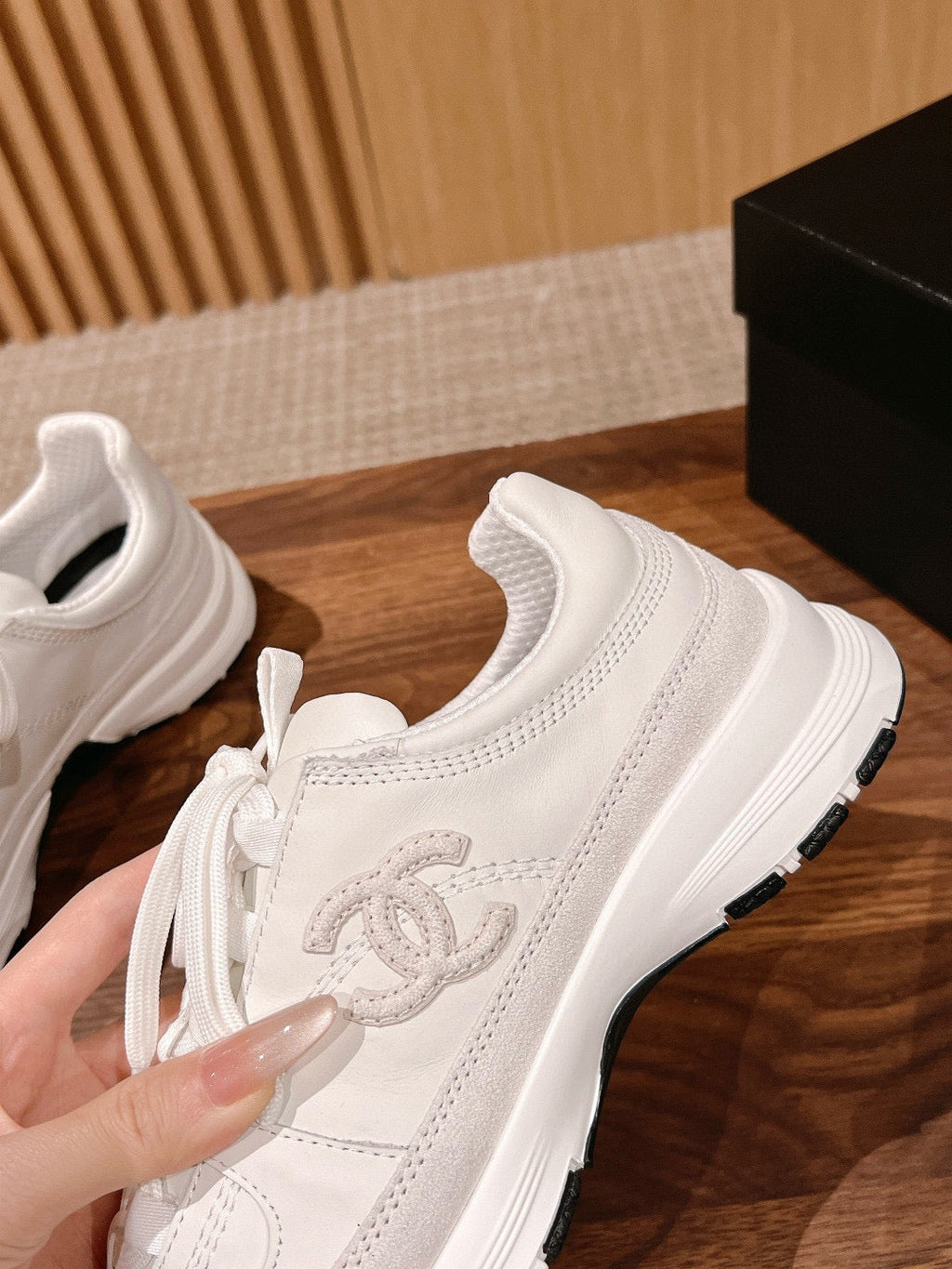 CC Sneaker White in Leather 753931
