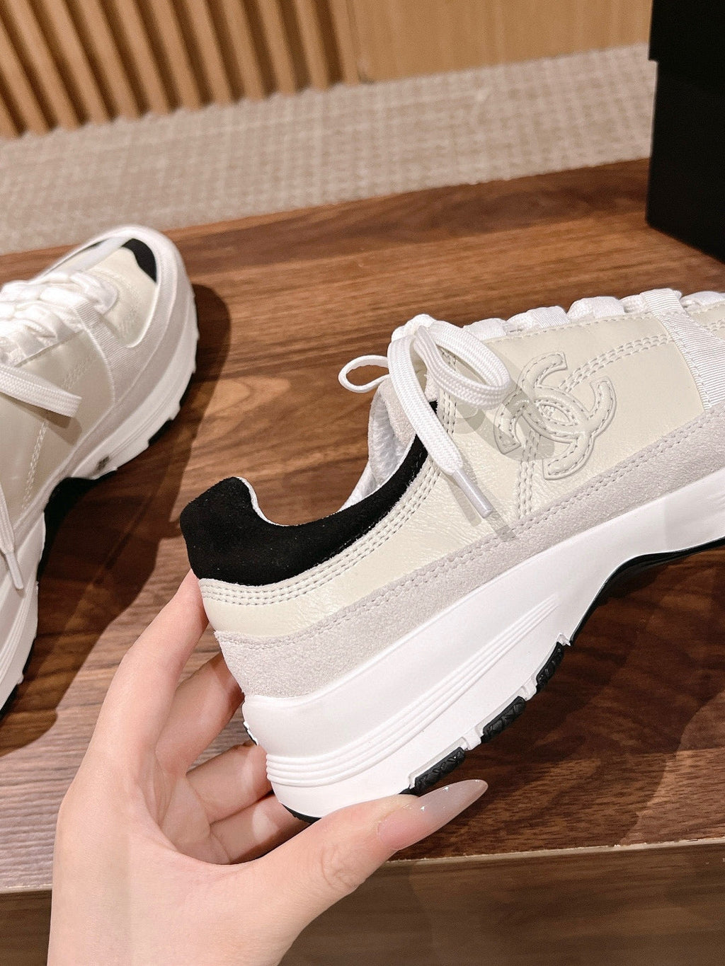 CC Sneaker White Black in Leather 753928