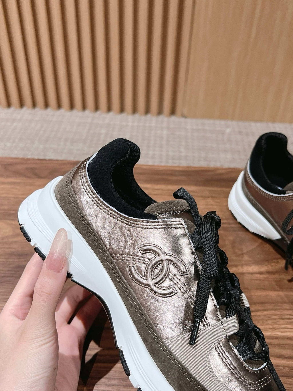 CC Sneaker Brown Metallic in Leather 753926