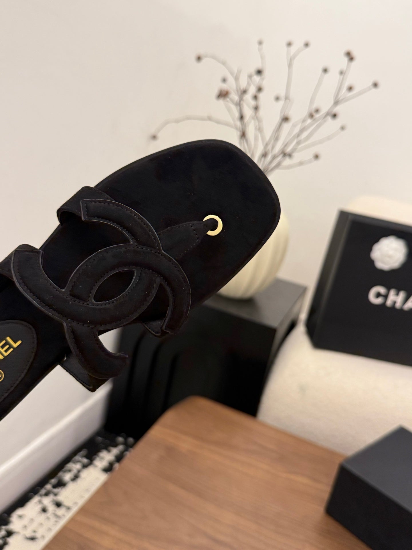 CC 26 Sandal Black in Velvet 748533