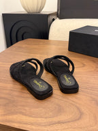 CC 26 Sandal Black in Velvet 748533