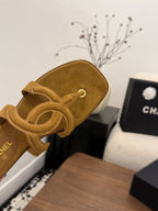 CC 26 Sandal Brown in Velvet 748532