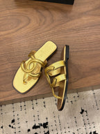CC 26 Sandal Gold in Cowhide 748529