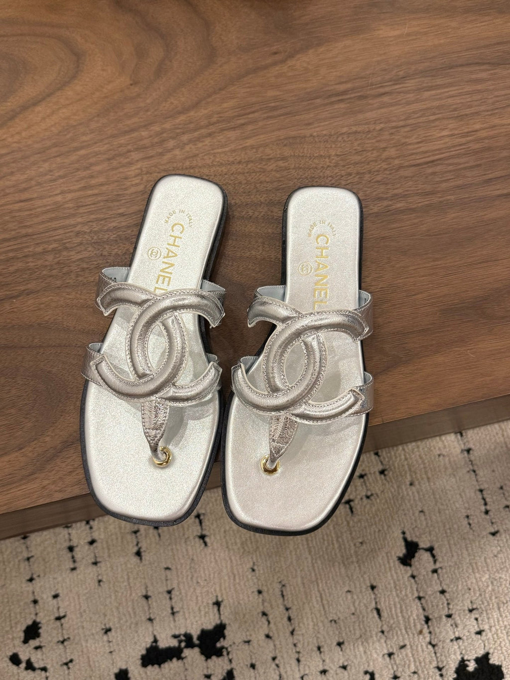 CC 26 Sandal Silver in Cowhide 748528