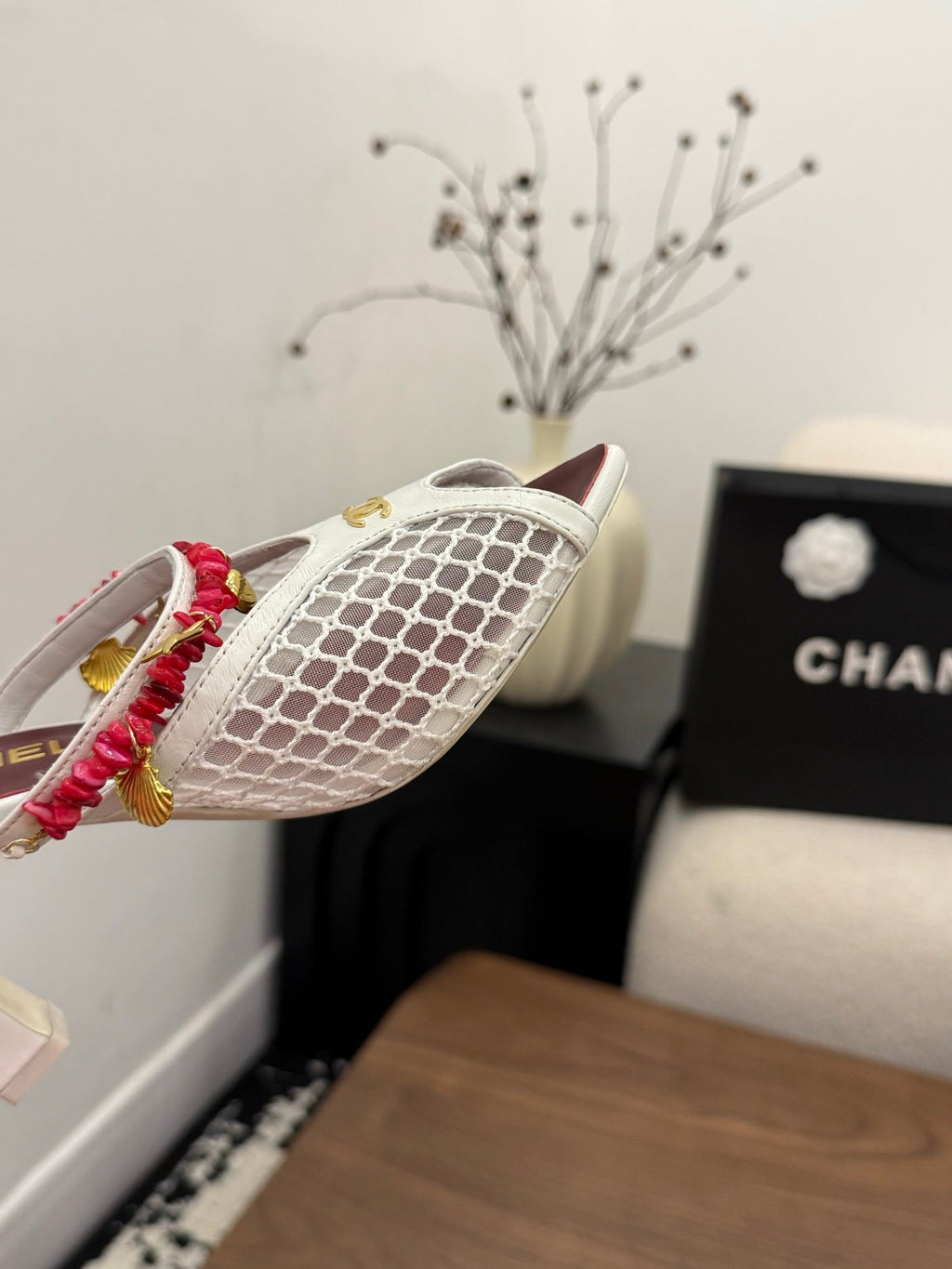 CC 26 Coco Beach Mules 80mm White in Mesh 757987