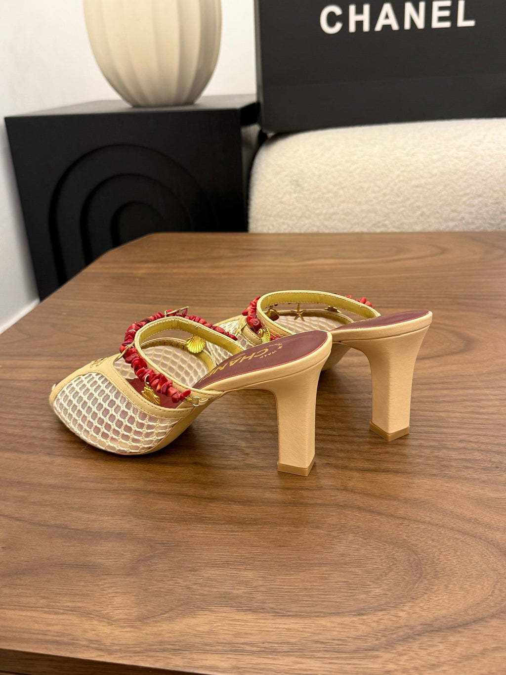 CC 26 Coco Beach Mules 80mm Beige in Mesh 757986