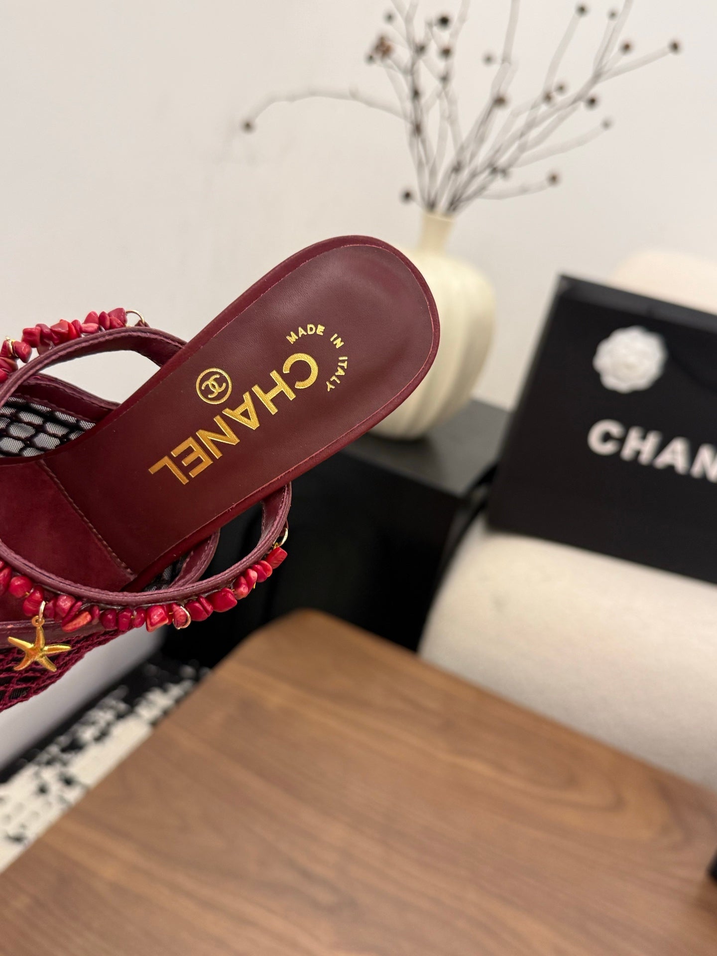 CC 26 Coco Beach Mules 80mm Burgundy in Mesh 757985