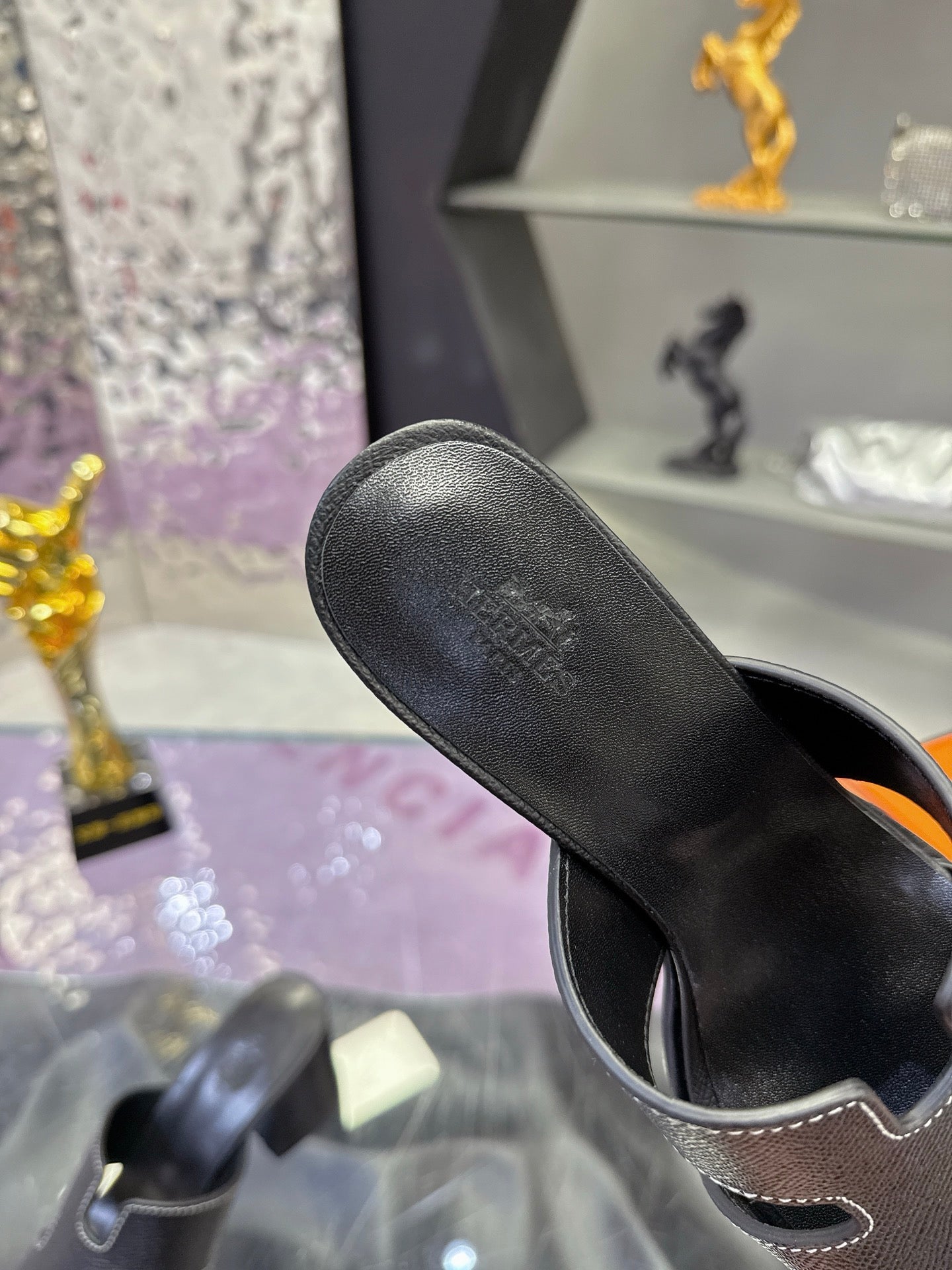 HM Sandal 90mm Black in Cowhide 757935
