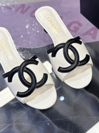 CC Double C Logo Kitten Heel 25mm Sandals White in Leather 757850
