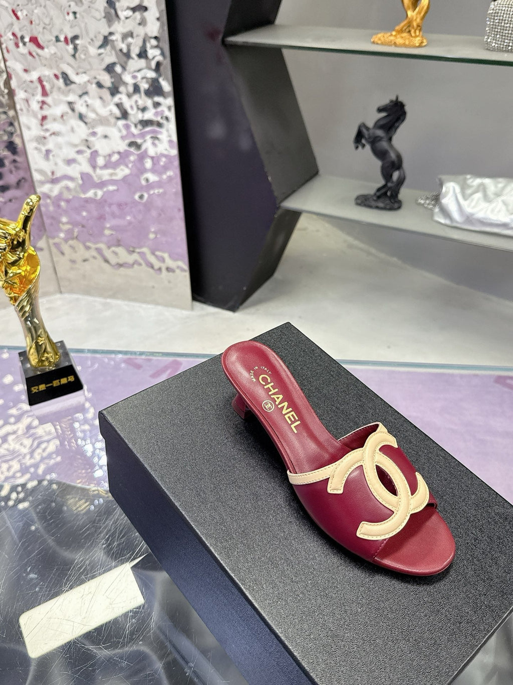 CC Double C Logo Kitten Heel 25mm Sandals Burgundy in Leather 757852