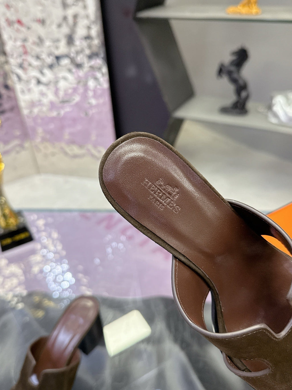 HM Sandal 90mm Dark Brown in Sandblasted Cowhide 757937