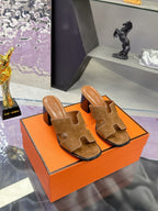 HM Sandal 90mm Brown in Sandblasted Cowhide 757938