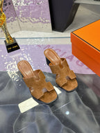 HM Sandal 90mm Brown in Sandblasted Cowhide 757938