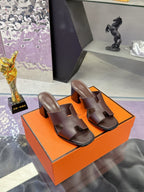 HM Sandal 90mm Dark Brown in Cowhide 757940