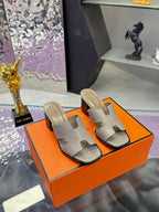 HM Sandal 90mm Light Gray in Cowhide 757945