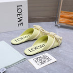 Loew 26 Knotted Closed-Toe Flat Mules Green Pastel in Lambskin 759433