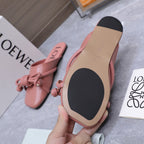 Loew 26 Knotted Closed-Toe Flat Mules Earthy Pink in Lambskin 759434