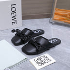 Loew 26 Knotted Closed-Toe Flat Mules Black in Lambskin 759436