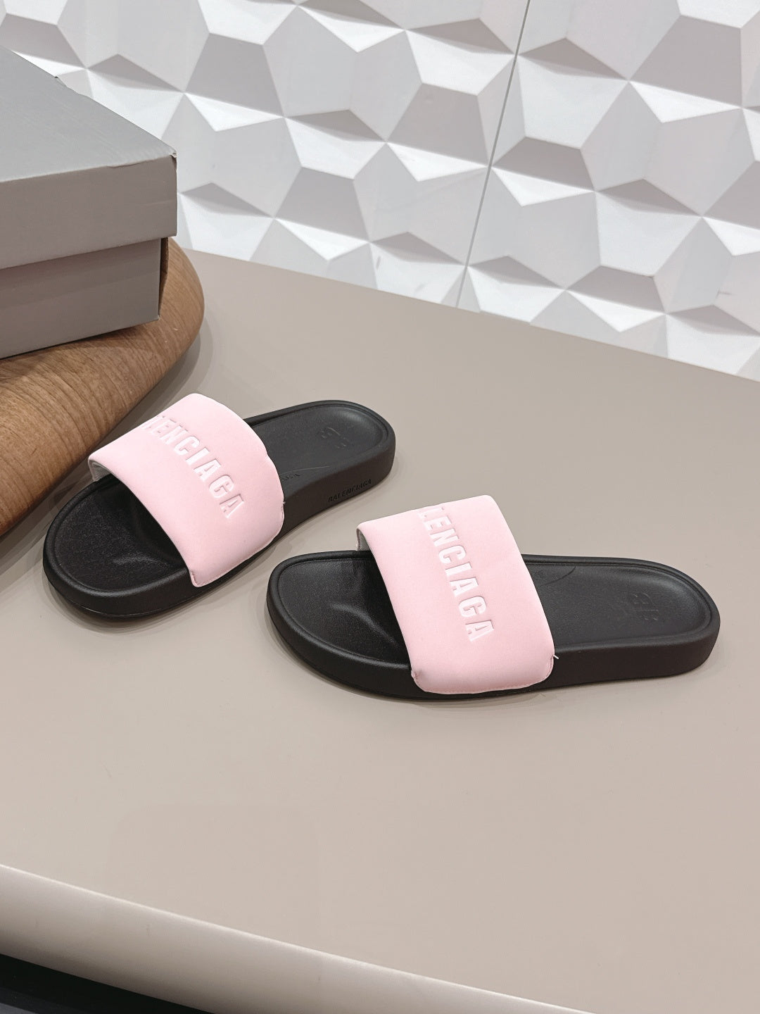 Bal 26 Sandal Light Pink in Leather 770770