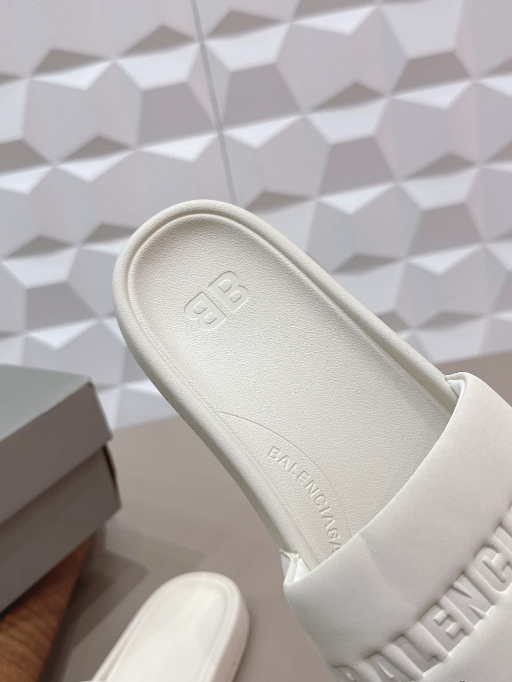 Bal 26 Sandal Full White in Leather 770765