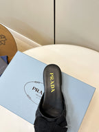 Pra Bow-Tie Stylish Flat Sandals Black in Lambskin 771281