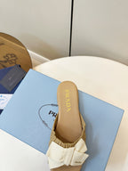 Pra Bow-Tie Stylish Flat Sandals Light Brown in Lambskin 771278
