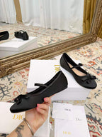 CD Ballerina Flats with a Bow Black in Silk Fabric 771788