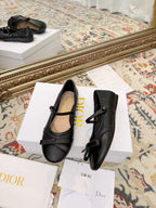 CD Ballerina Flats with a Bow Black in Sheepskin 771786