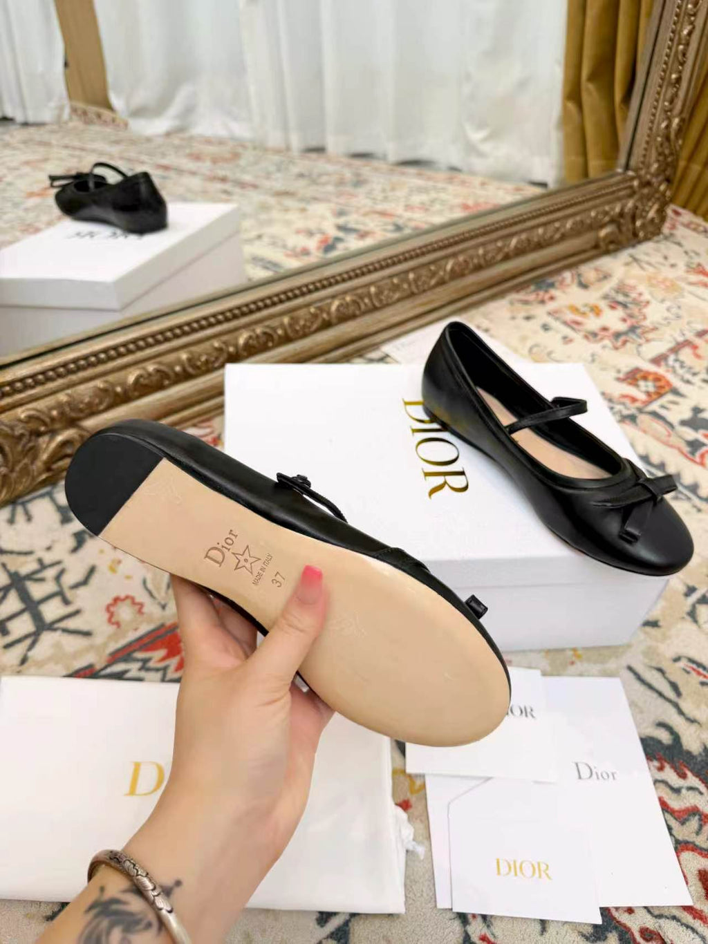 CD Ballerina Flats with a Bow Black in Sheepskin 771786