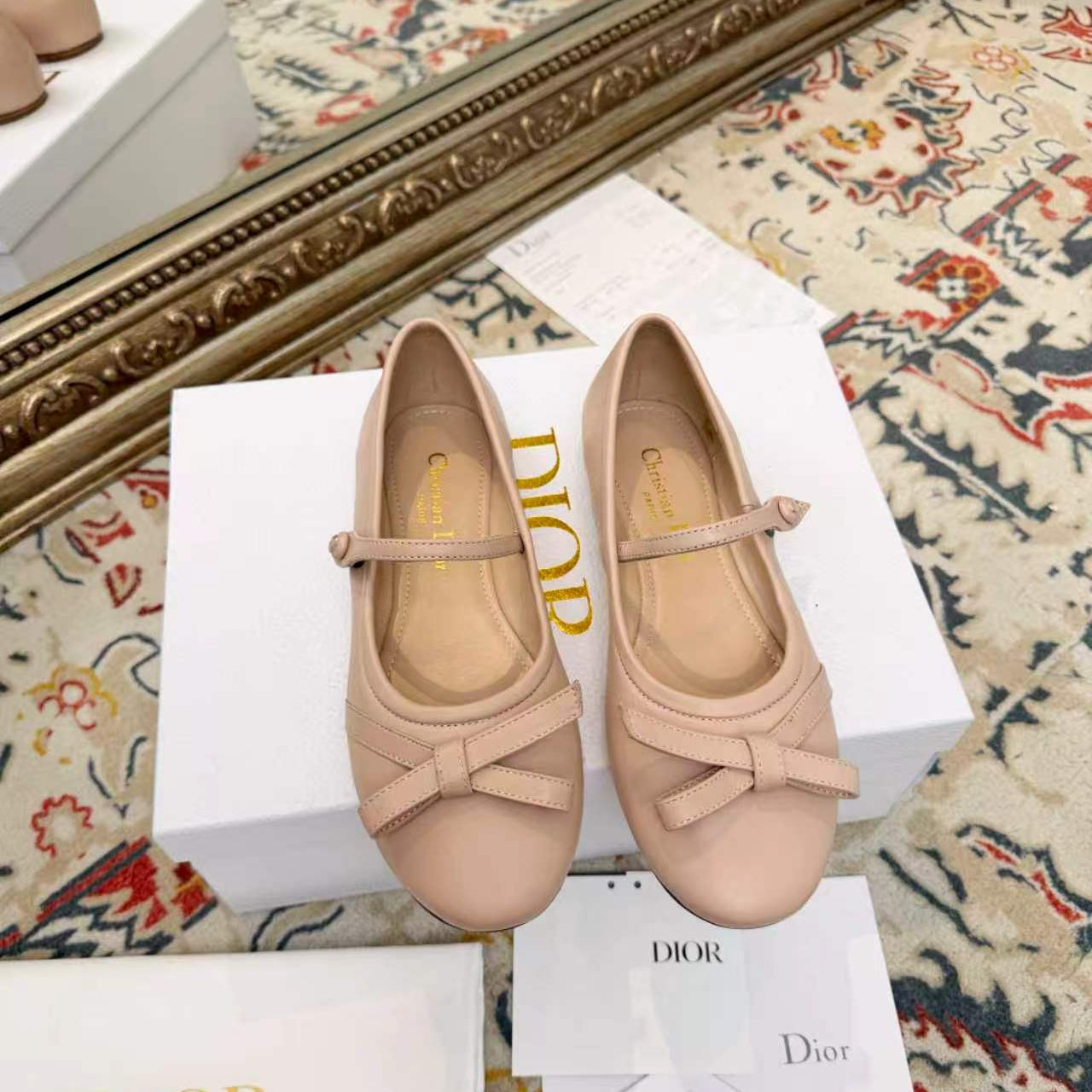 CD Ballerina Flats with a Bow Nude in Sheepskin 771785