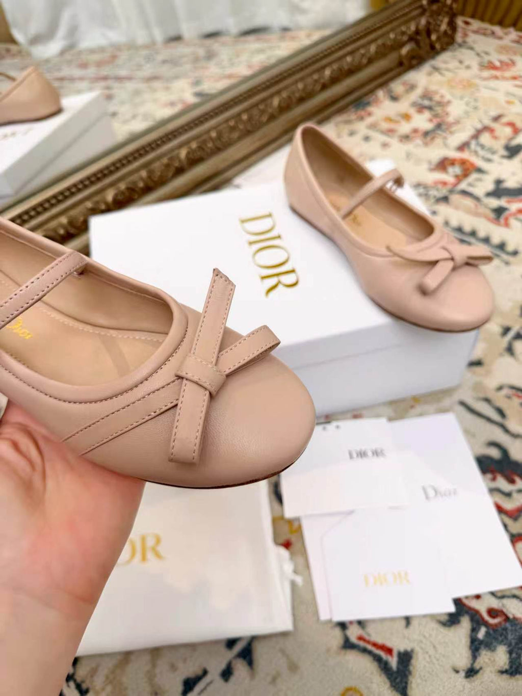 CD Ballerina Flats with a Bow Nude in Sheepskin 771785