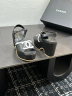 CC Platform Sandal Black in Sheepskin 784212