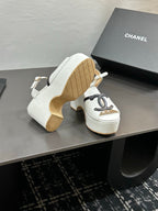 CC Platform Sandal White in Sheepskin 784211