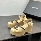 CC Platform Sandal Beige in Sheepskin 784210