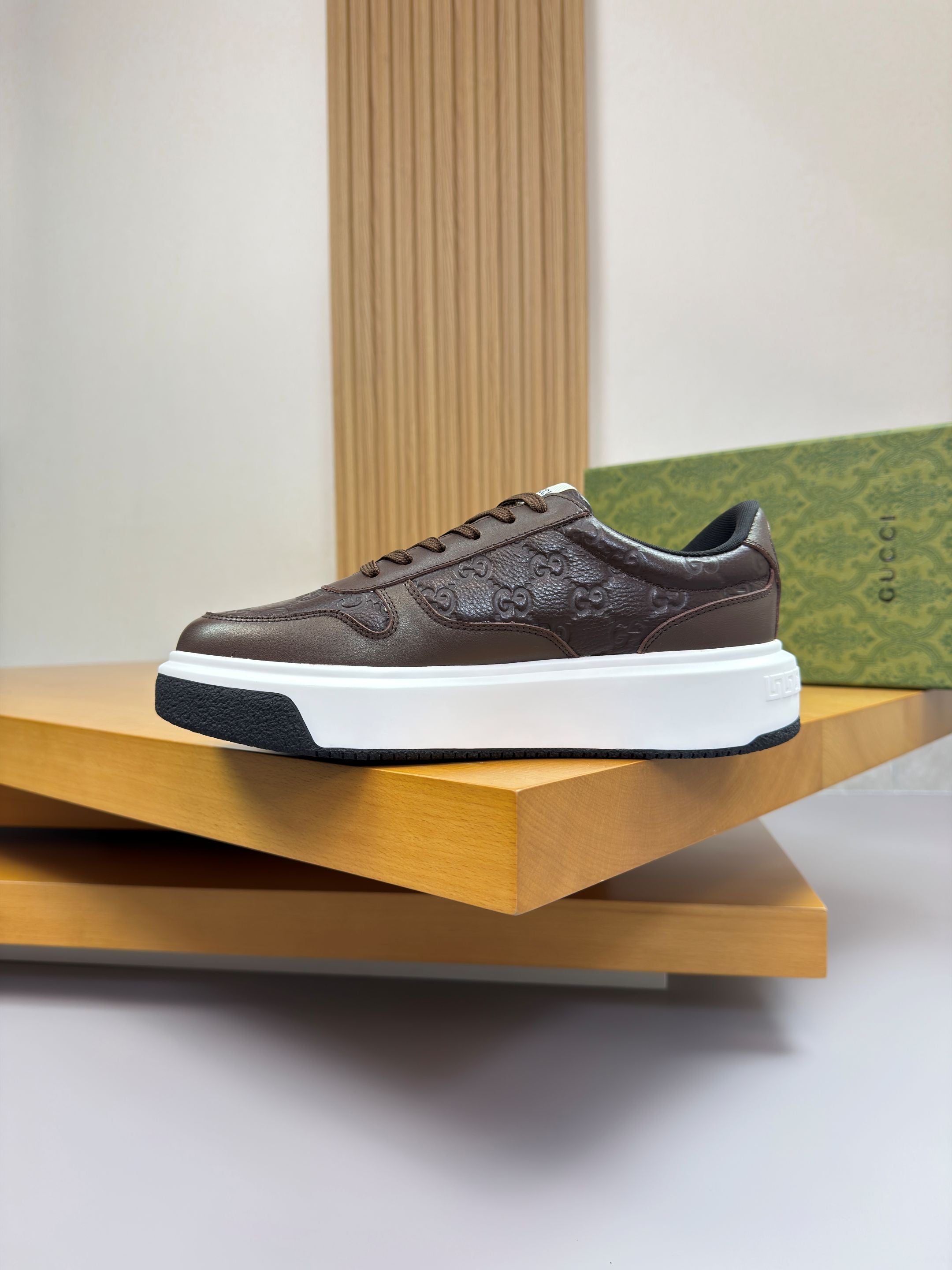 GG SNEAKER BROWN NAPPA LEATHER 194568