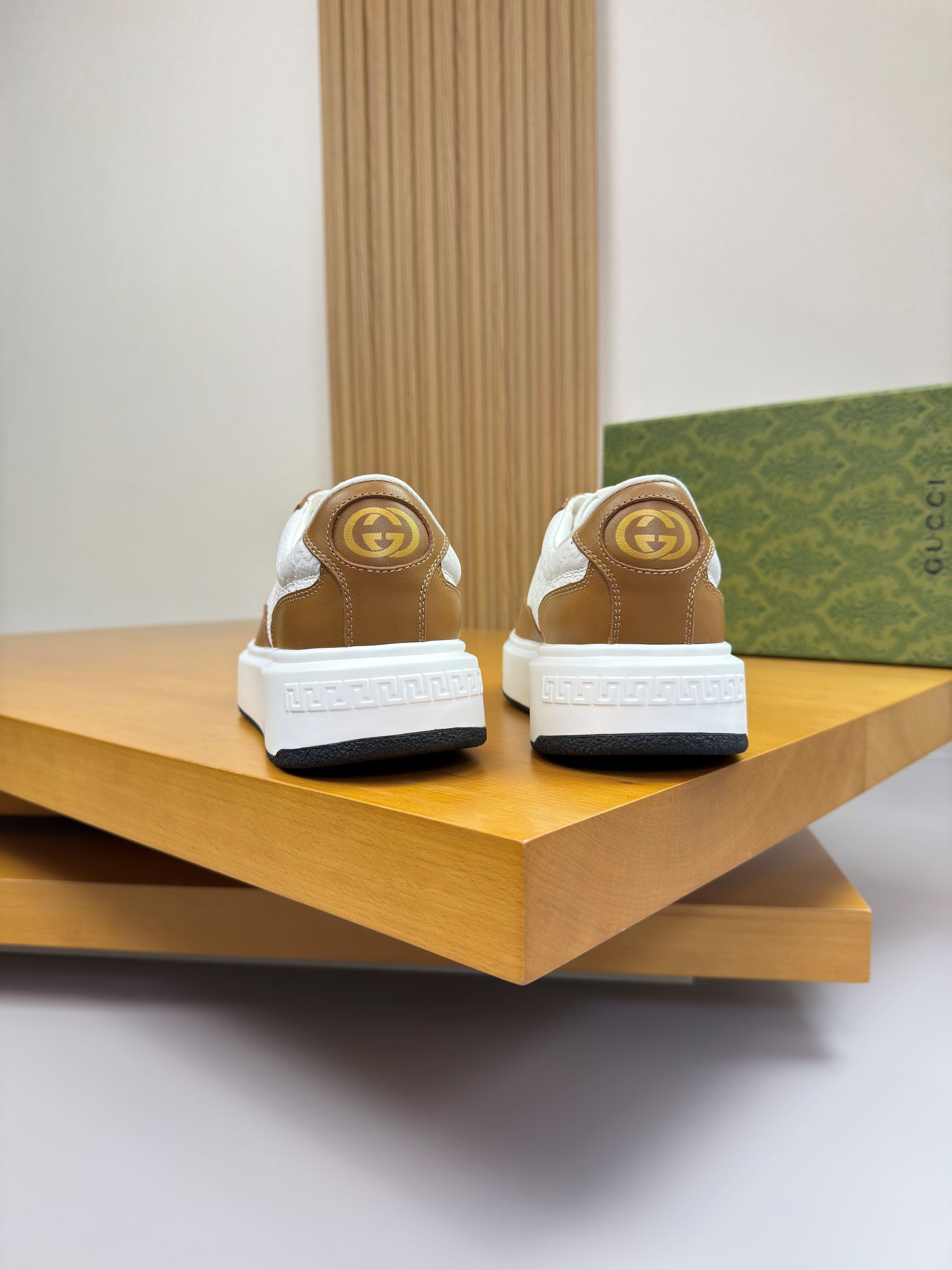 GG SNEAKER WHITE BROWN NAPPA LEATHER 194552