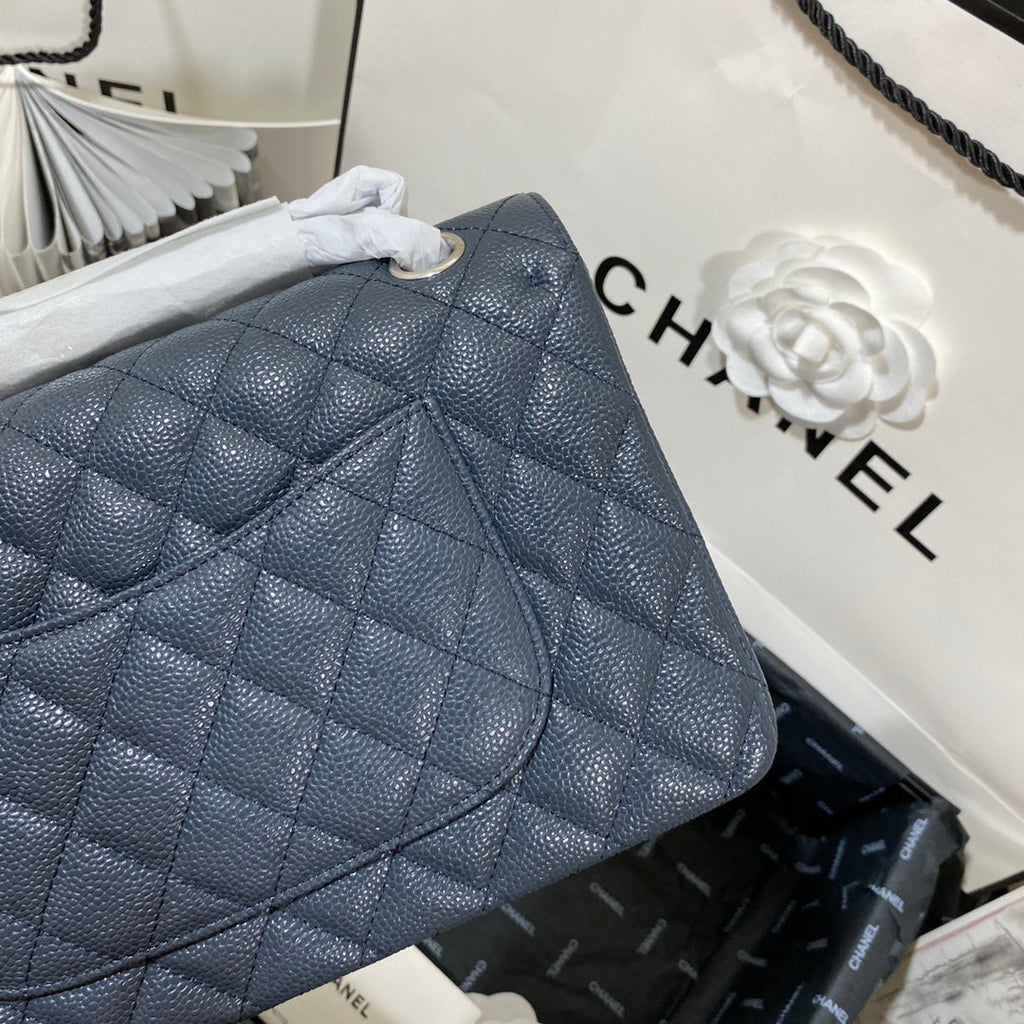 flap bag medium 25 dark blue caviar shw