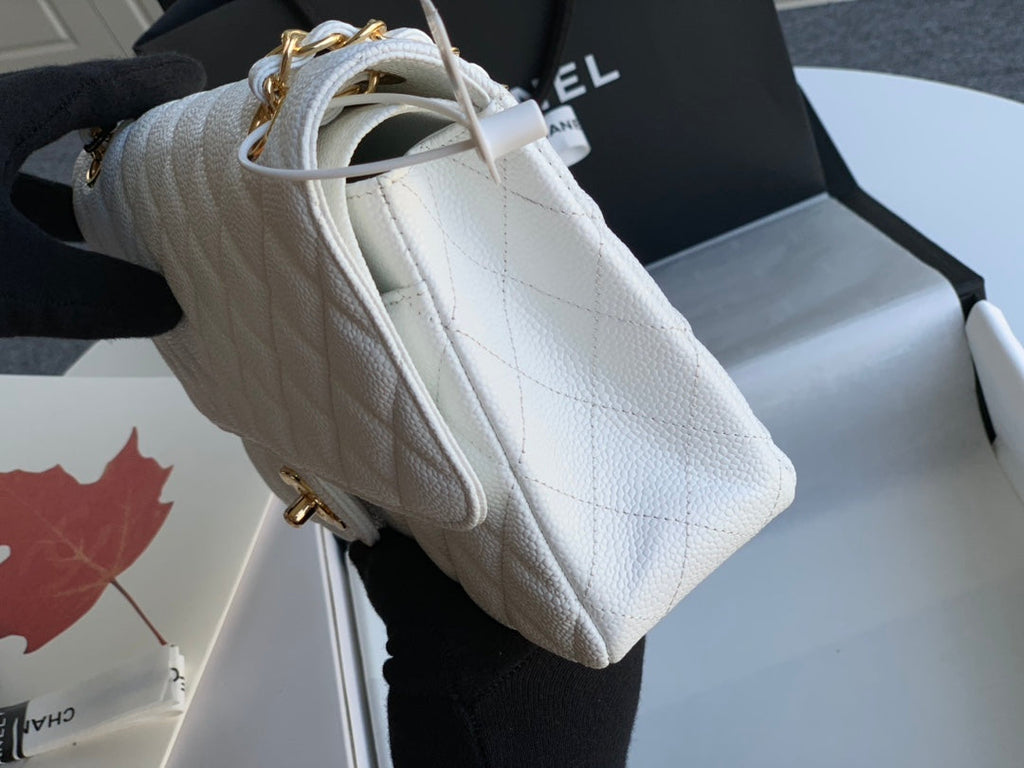 flap bag medium 25 white caviar ghw